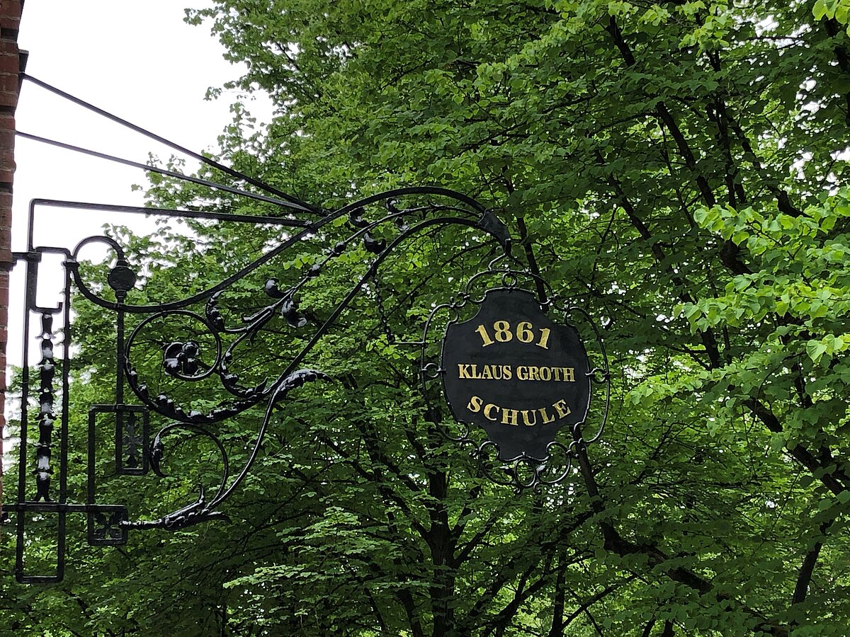 Eingang Klaus-Groth-Gemeinschaftsschule Kiel