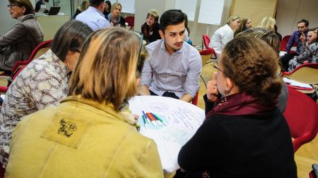 Workshop 9: Gemeinsam stark! Wie unterschiedliche Professionen zusammen arbeiten